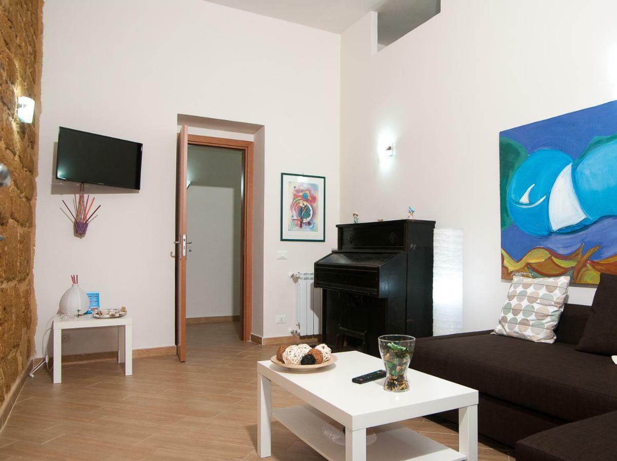 B&B Notti Sikane ปอร์โต เอมเปโดเกล ภายนอก รูปภาพ